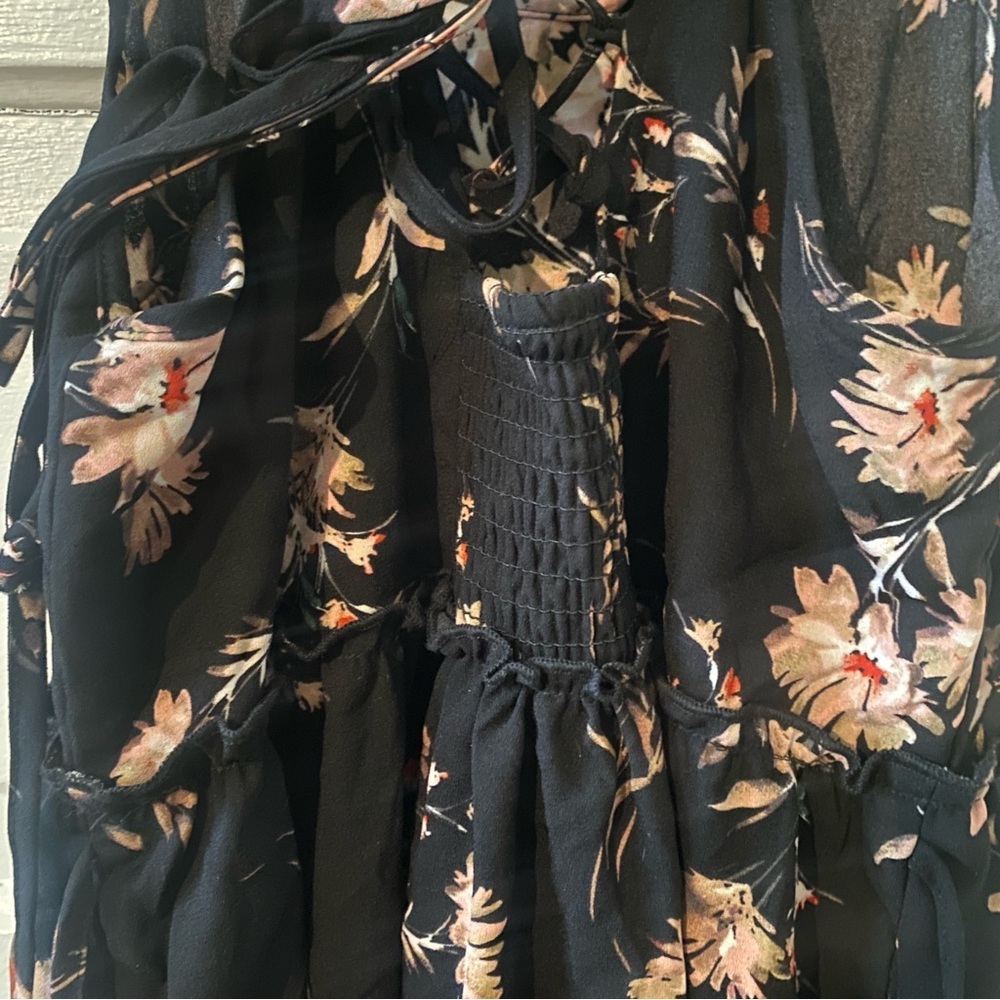XHILARATION NWT Floral Ruffle Lace Up Women's Dress Size Medium - Picture 5 of 11